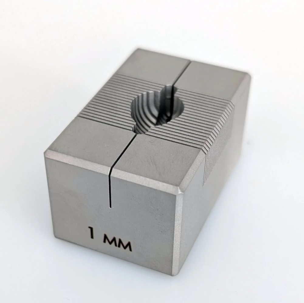 Why Small Batch CNC Machining Costs More Than Buyers Expect